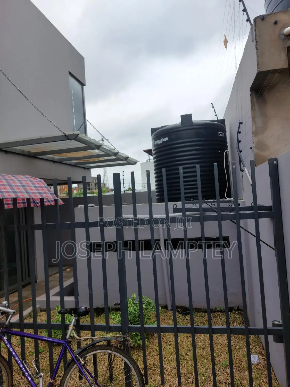 3bdrm House in Joseph Lamptey, Airport Residential Area for rent