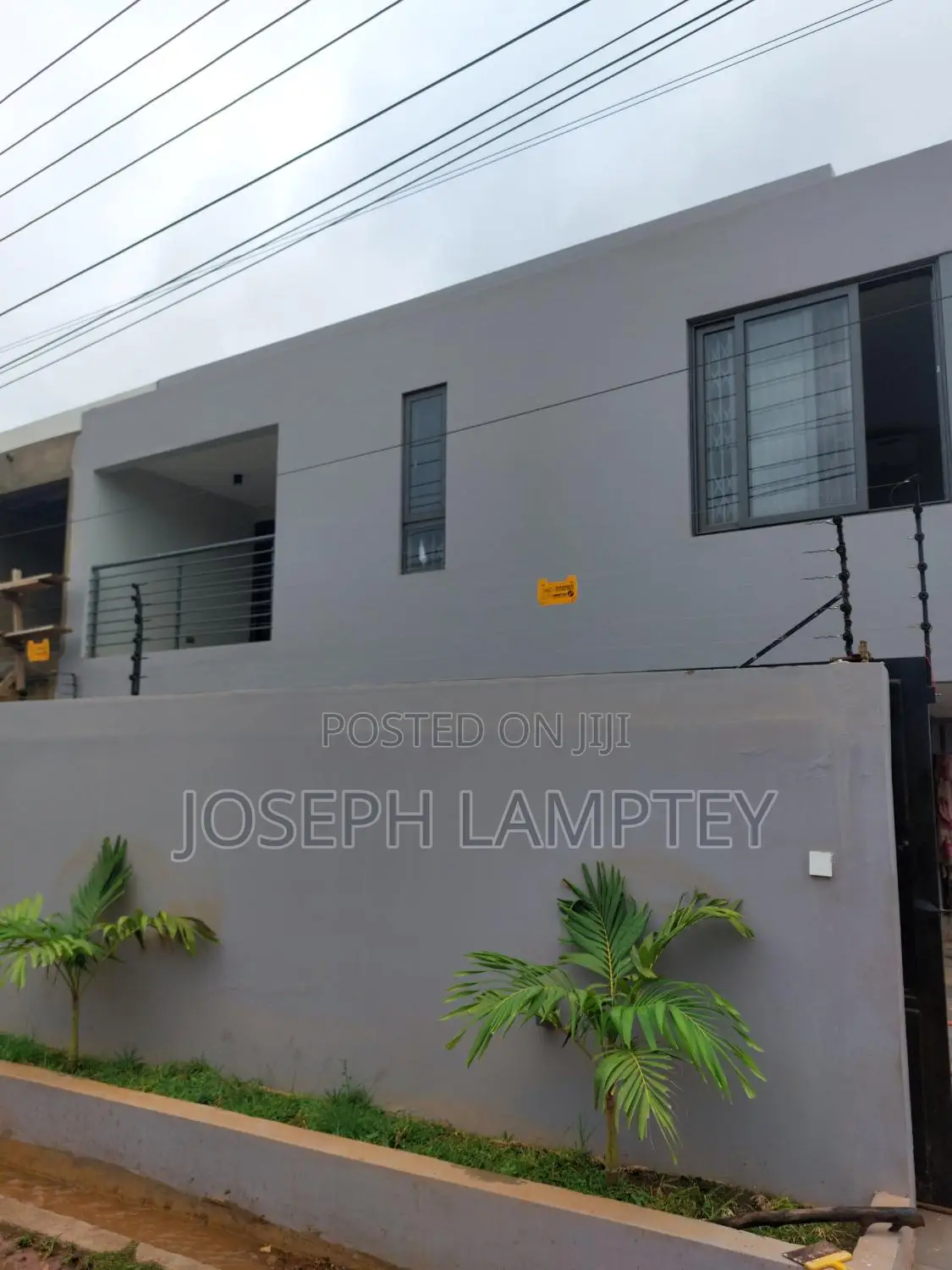 3bdrm House in Joseph Lamptey, Airport Residential Area for rent
