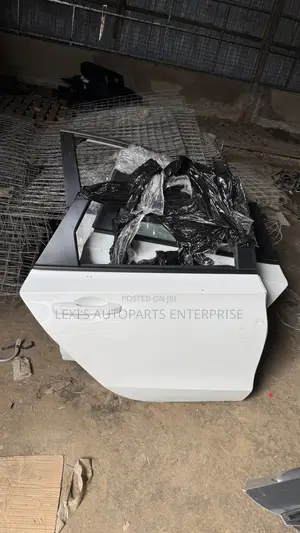 Honda Civic 2022,2023,2024,2025,2026 Doors Available