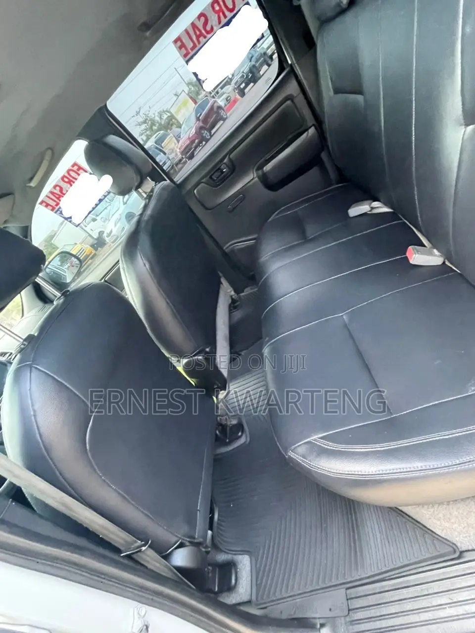 Toyota Hilux 2010 White