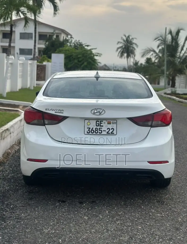 Hyundai Elantra 2014 White