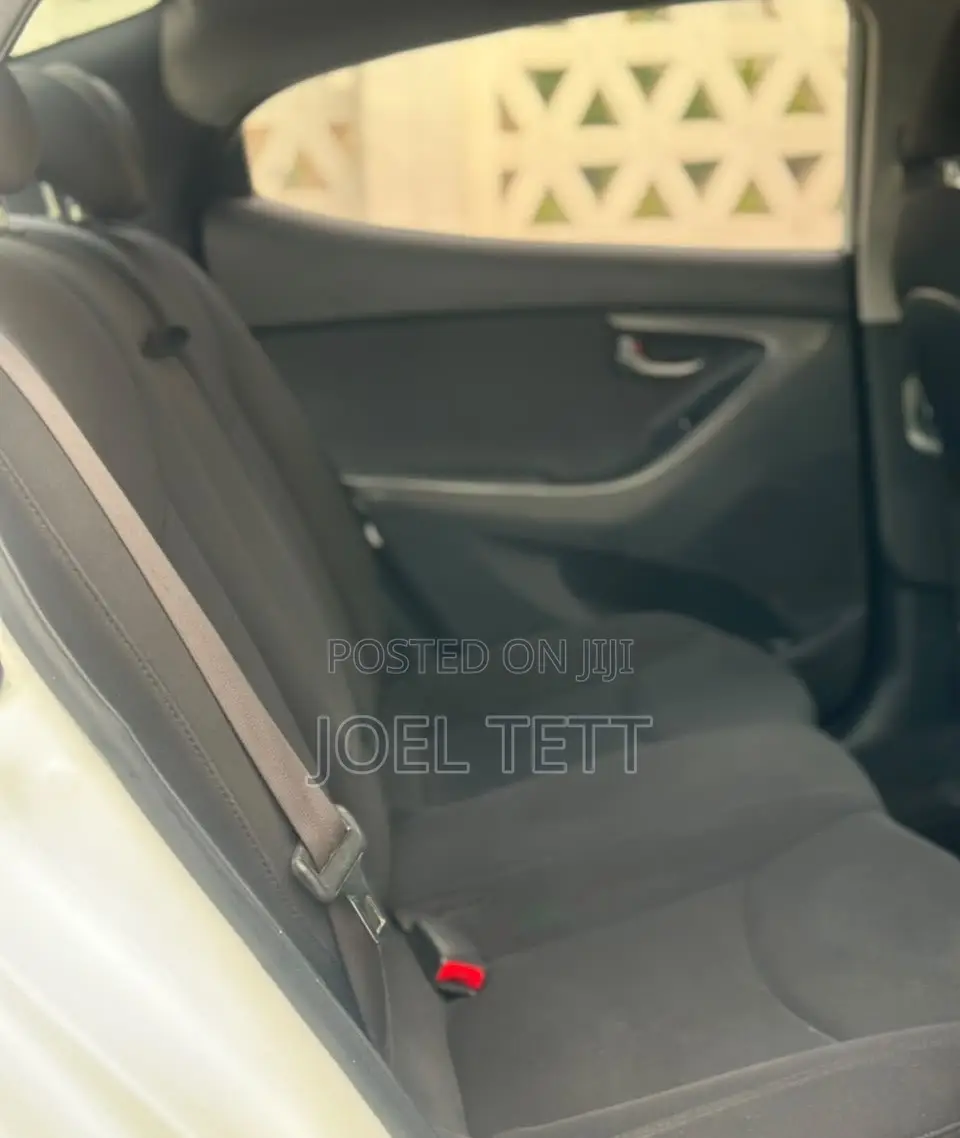 Hyundai Elantra 2014 White