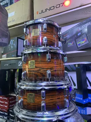 Yamaha 5 Pieces Drum Set