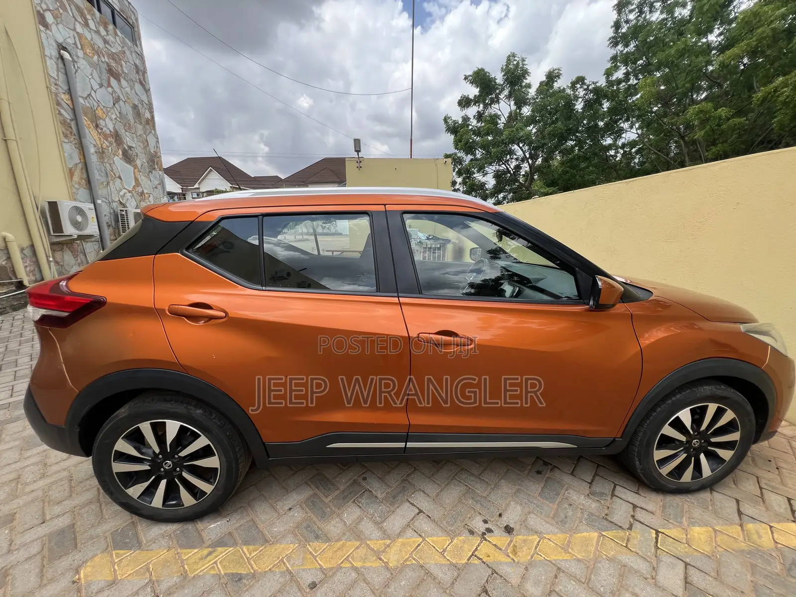 Nissan Kicks 2018 Orange