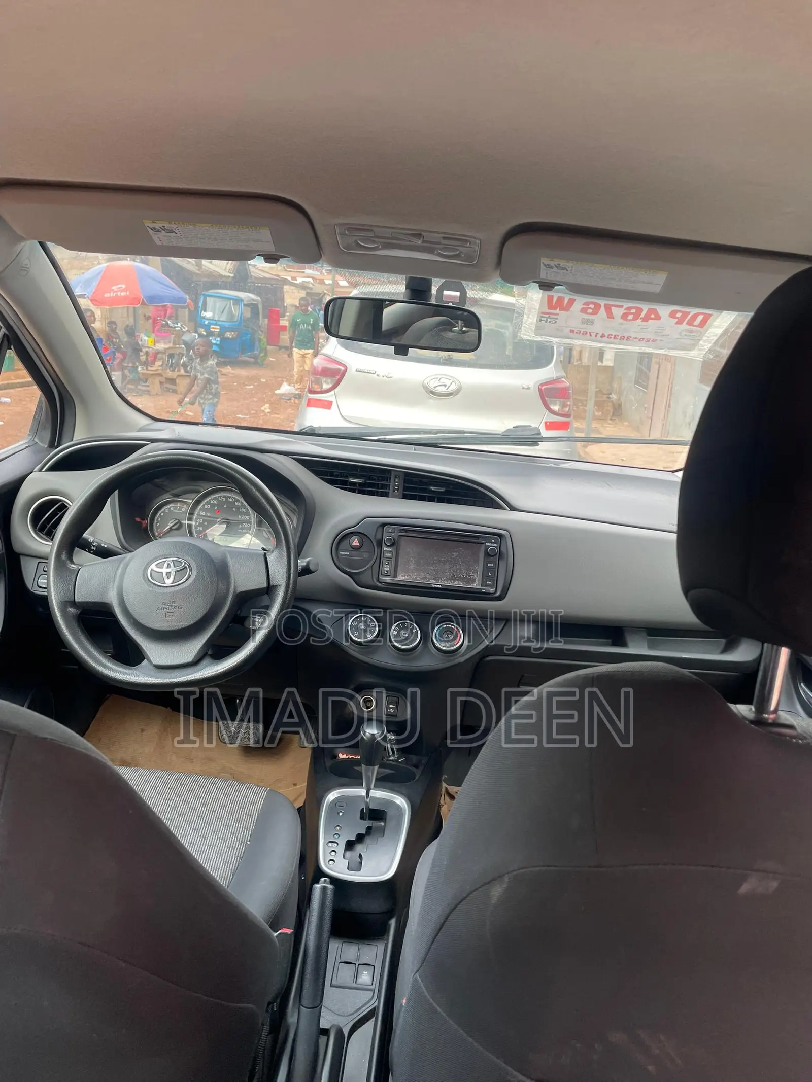 Toyota Yaris LE Hatchback 5dr 2016 White