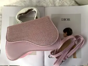 Ladies Fashionable Handbag