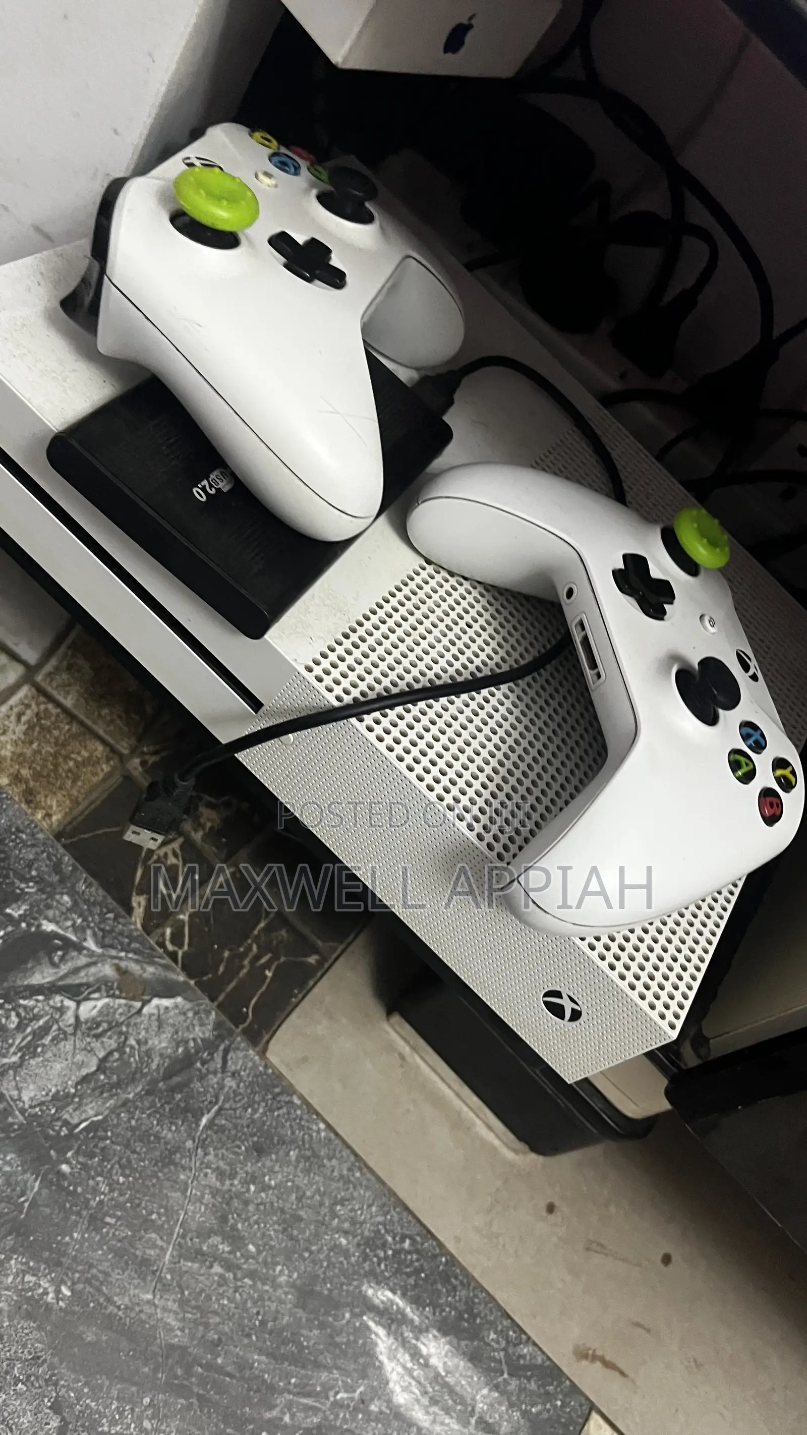 Xbox One X