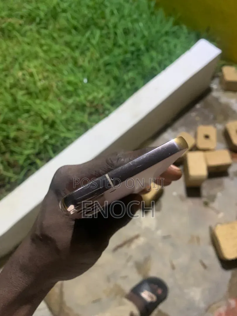 Samsung Galaxy S22+ 5G 128 GB Rose Gold