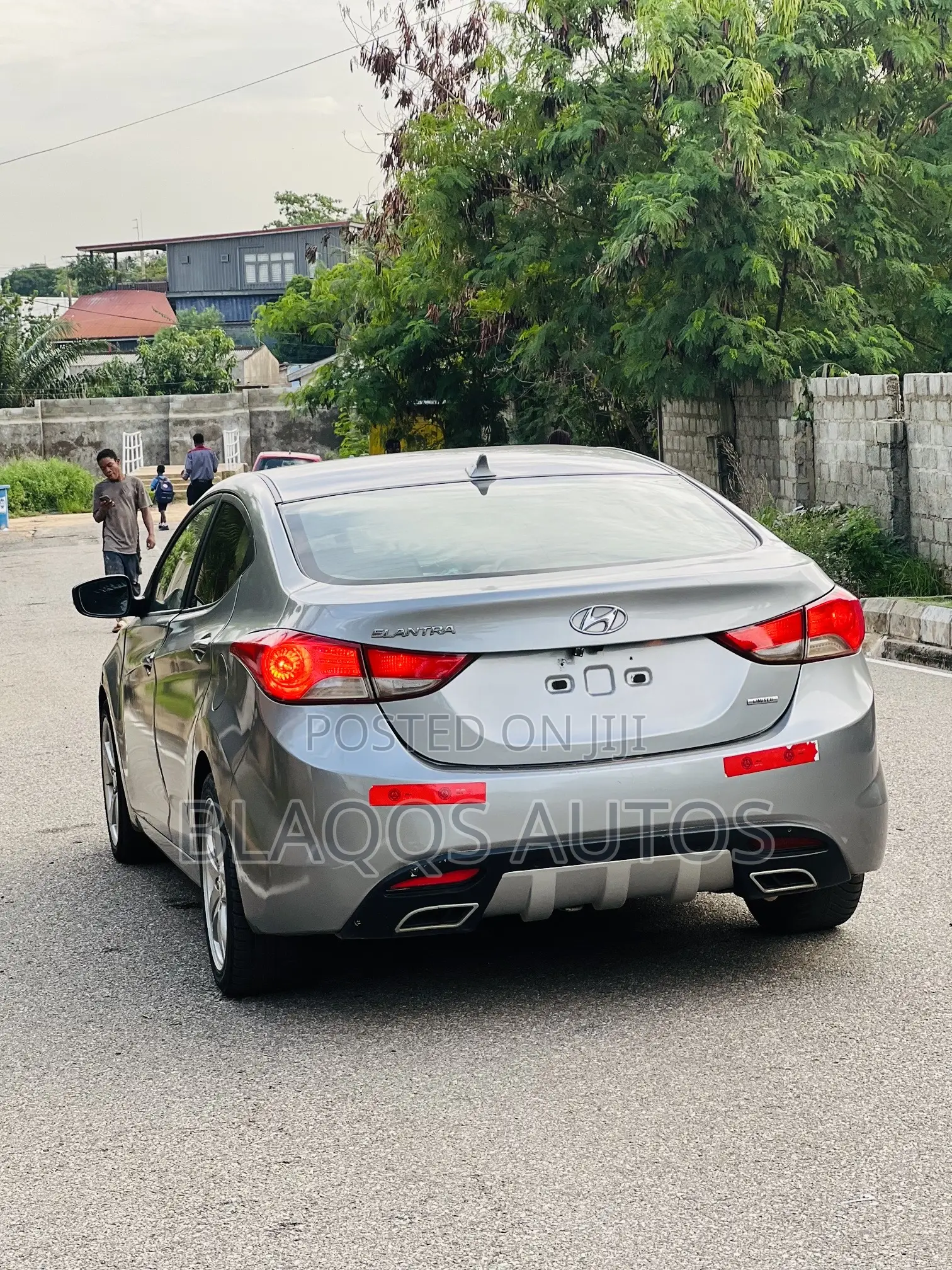 Hyundai Elantra 2011 Gray
