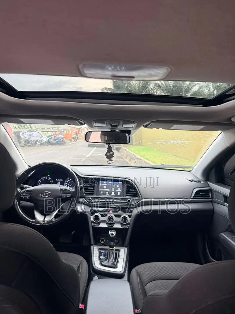 Hyundai Elantra 2020 Black