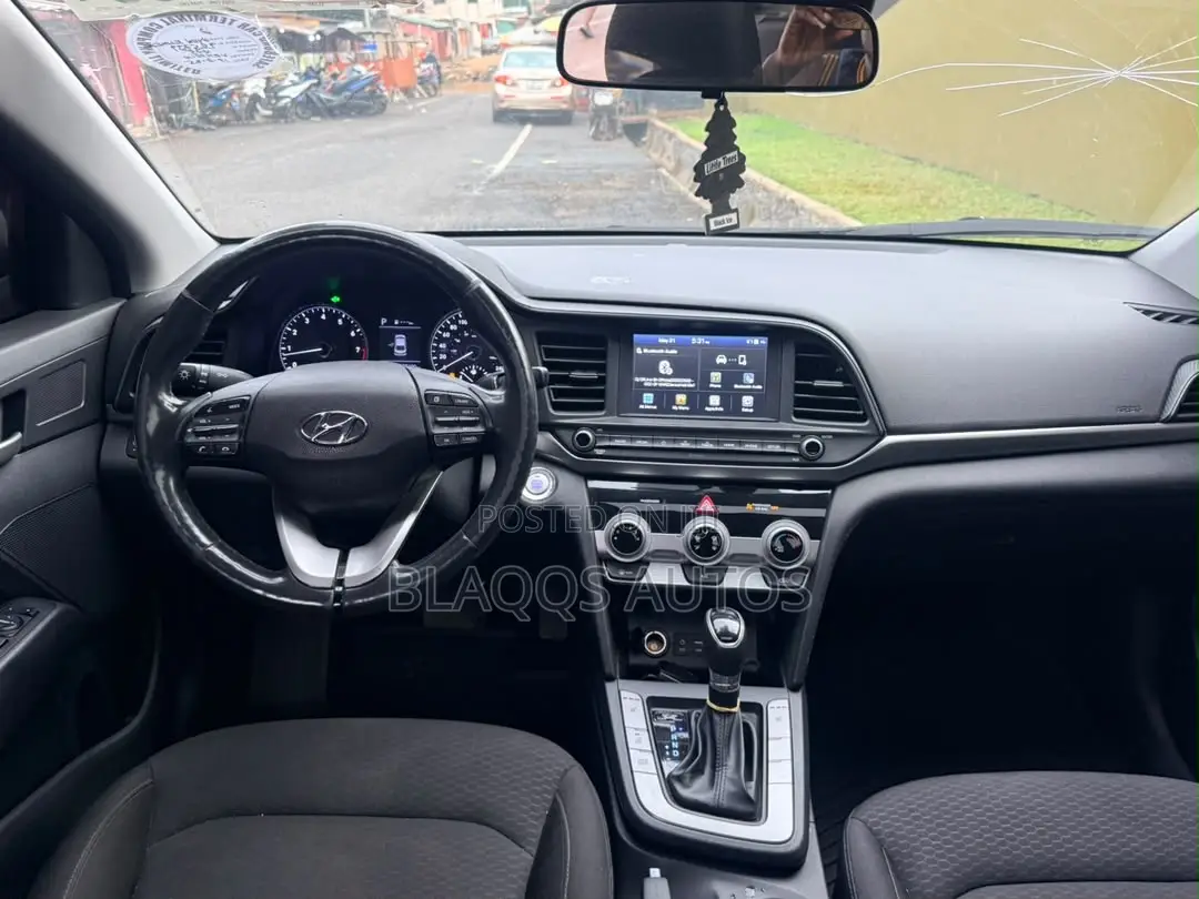 Hyundai Elantra 2020 Black