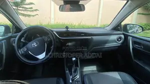 Toyota Corolla SE (1.8L 4cyl 2A) 2019 Matt Black
