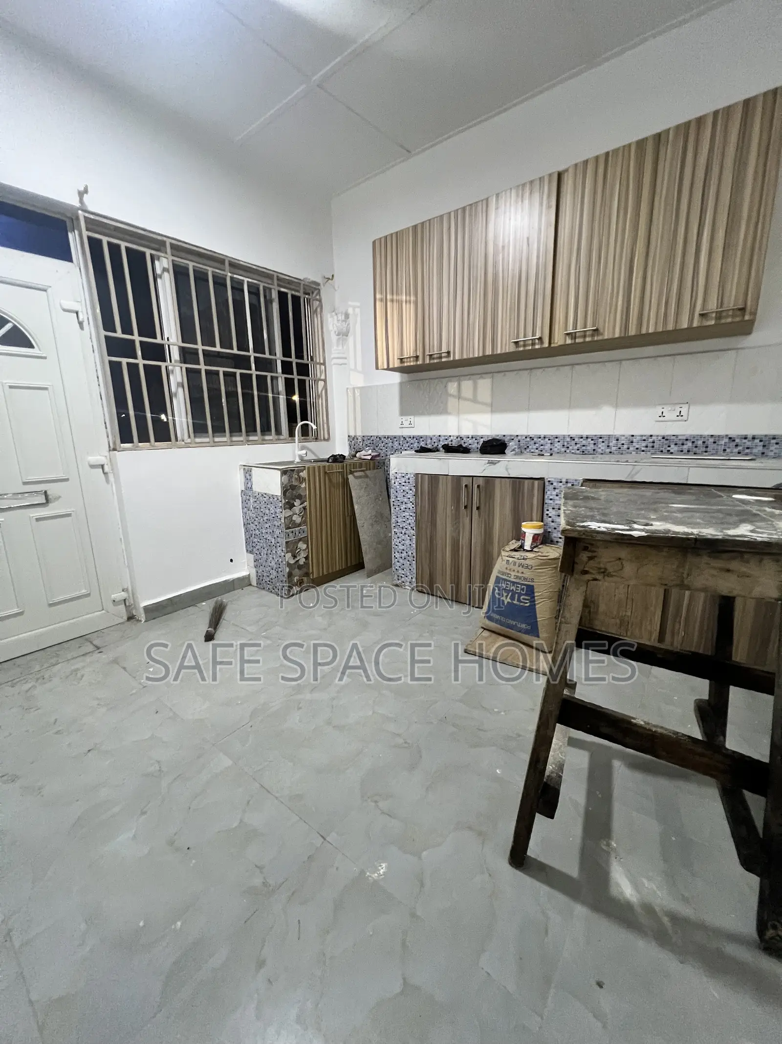 2bdrm Apartment in Burma Camp for rent