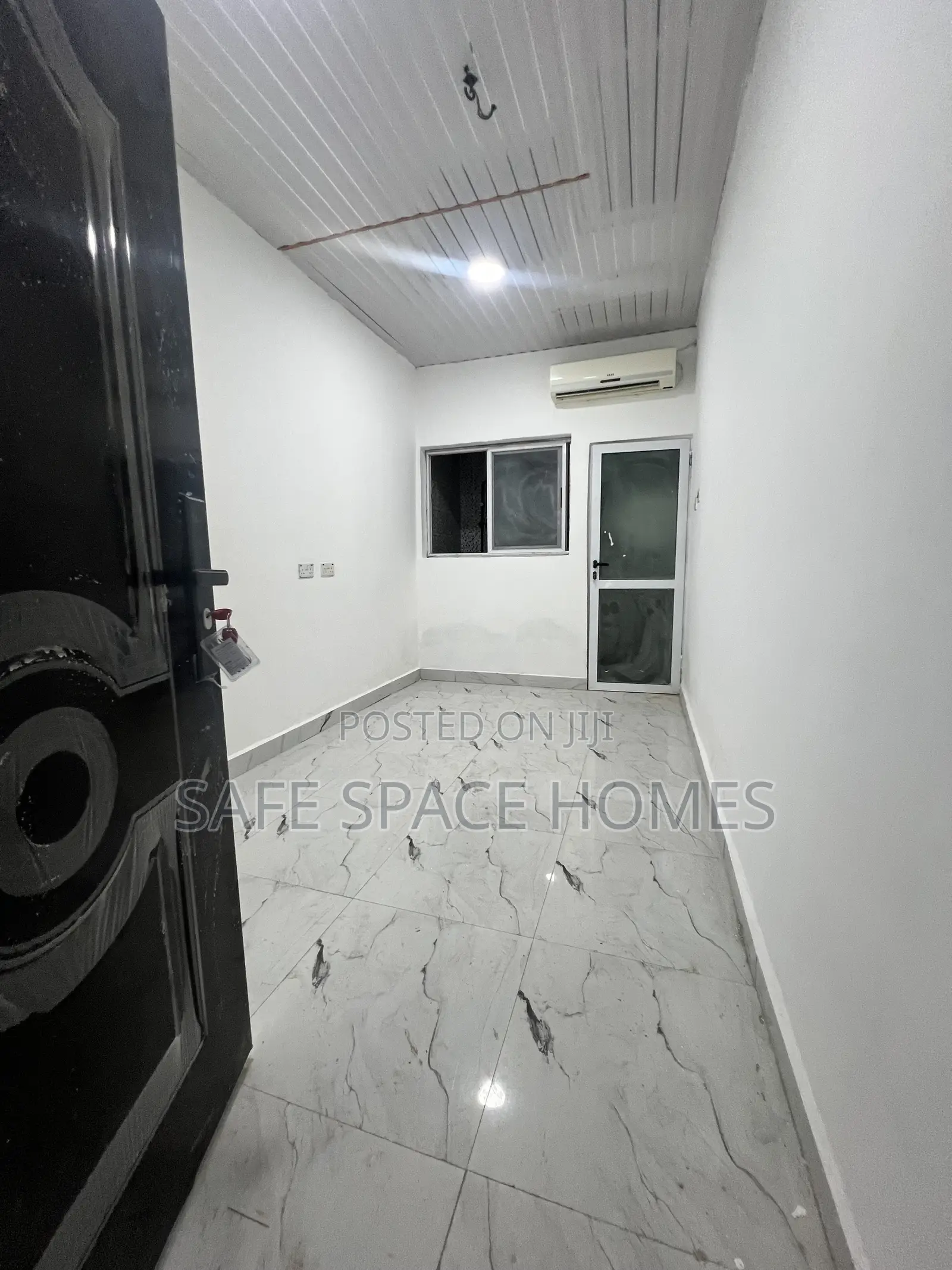 2bdrm Apartment in Burma Camp for rent