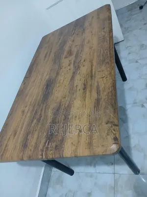 Affordable Dinning Table With Metal Legs