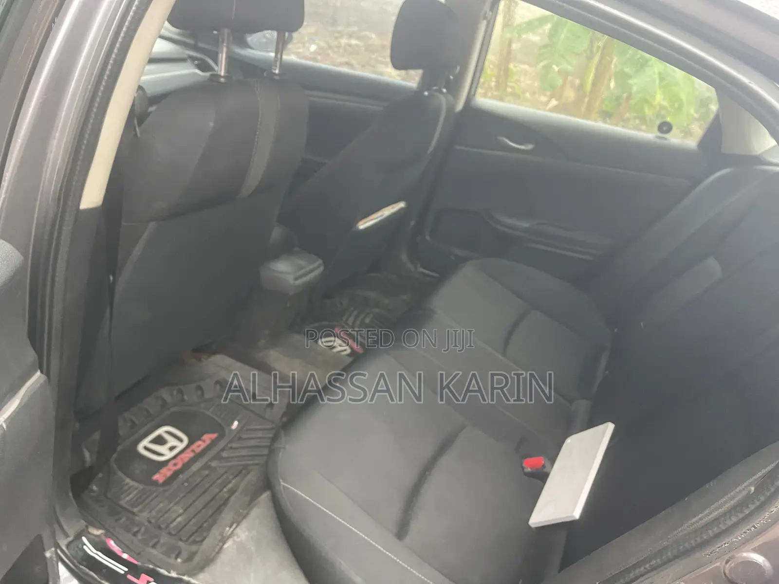 Honda Civic LX 2dr Coupe (2.0L 4cyl) 2016 Gray