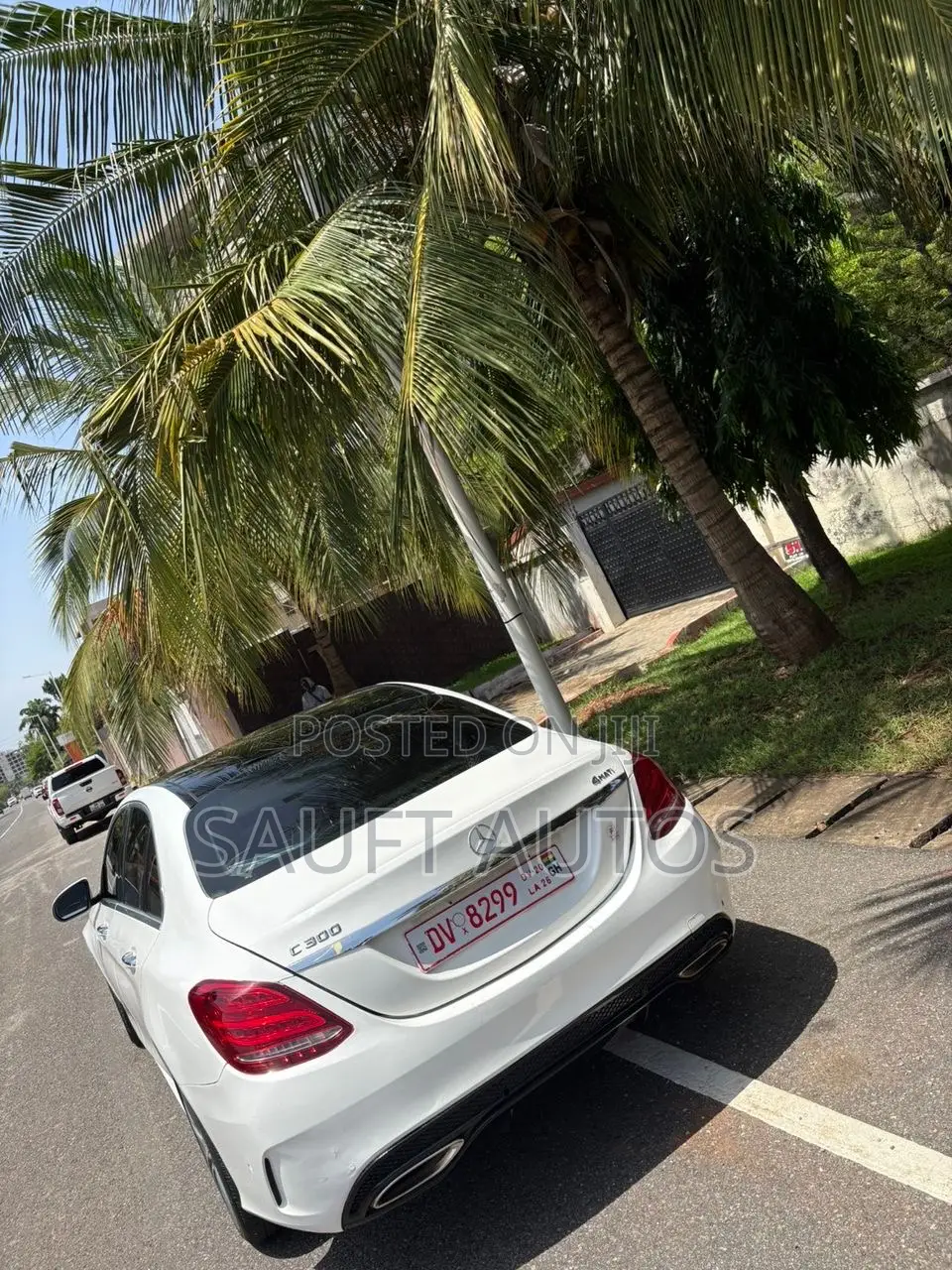 Mercedes-Benz C300 Sport 4Matic Sedan AWD (2.0L 4cyll 7A) 2016 White