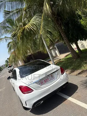 Mercedes-Benz C300 Sport 4Matic Sedan AWD (2.0L 4cyll 7A) 2016 White