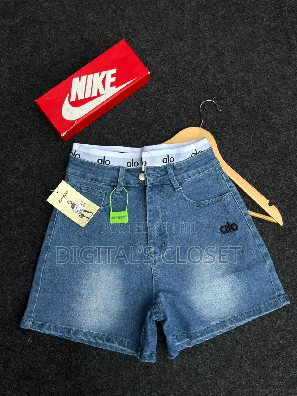 High Quality Stock Ladies Short Jeans