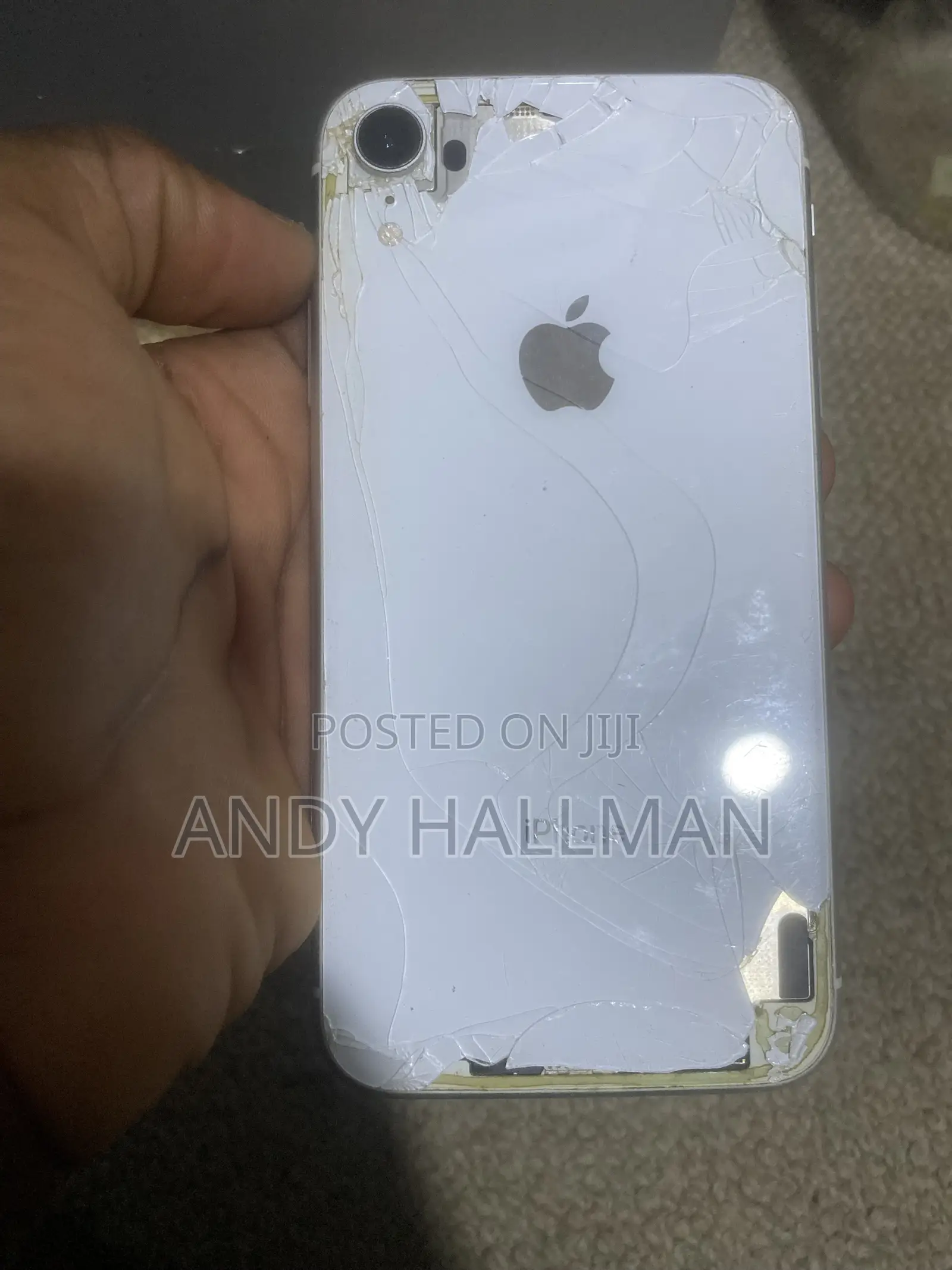 Apple iPhone XR 64 GB White