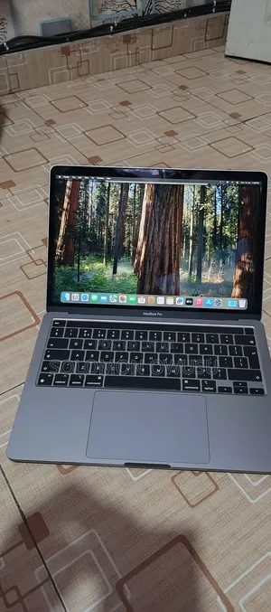Laptop Apple MacBook Pro 2020 16GB Apple M1 SSD 512GB