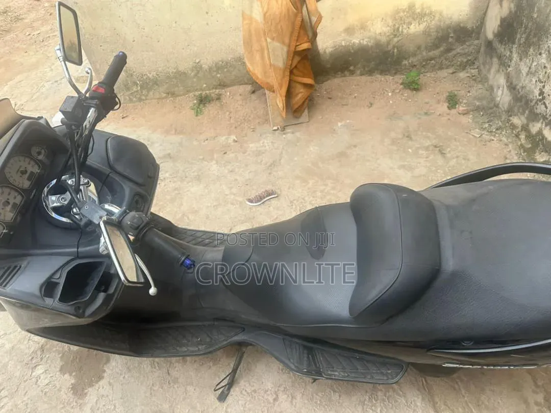 Suzuki 2017 Black