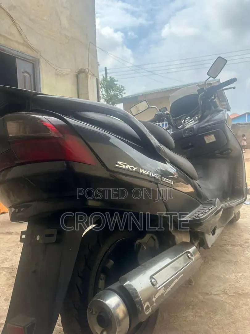 Suzuki 2017 Black