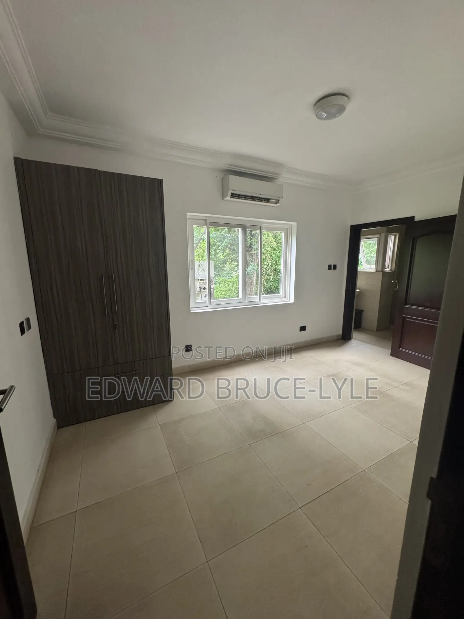 4bdrm Townhouse / Terrace in Airport Residential Area for rent