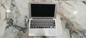 Laptop Apple MacBook Air 2GB Intel Core i5 SSHD (Hybrid) 320GB