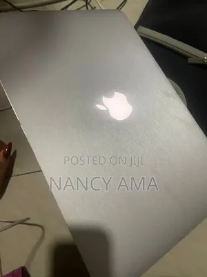 Laptop Apple MacBook Air 4GB Intel Core i5 SSD 256GB