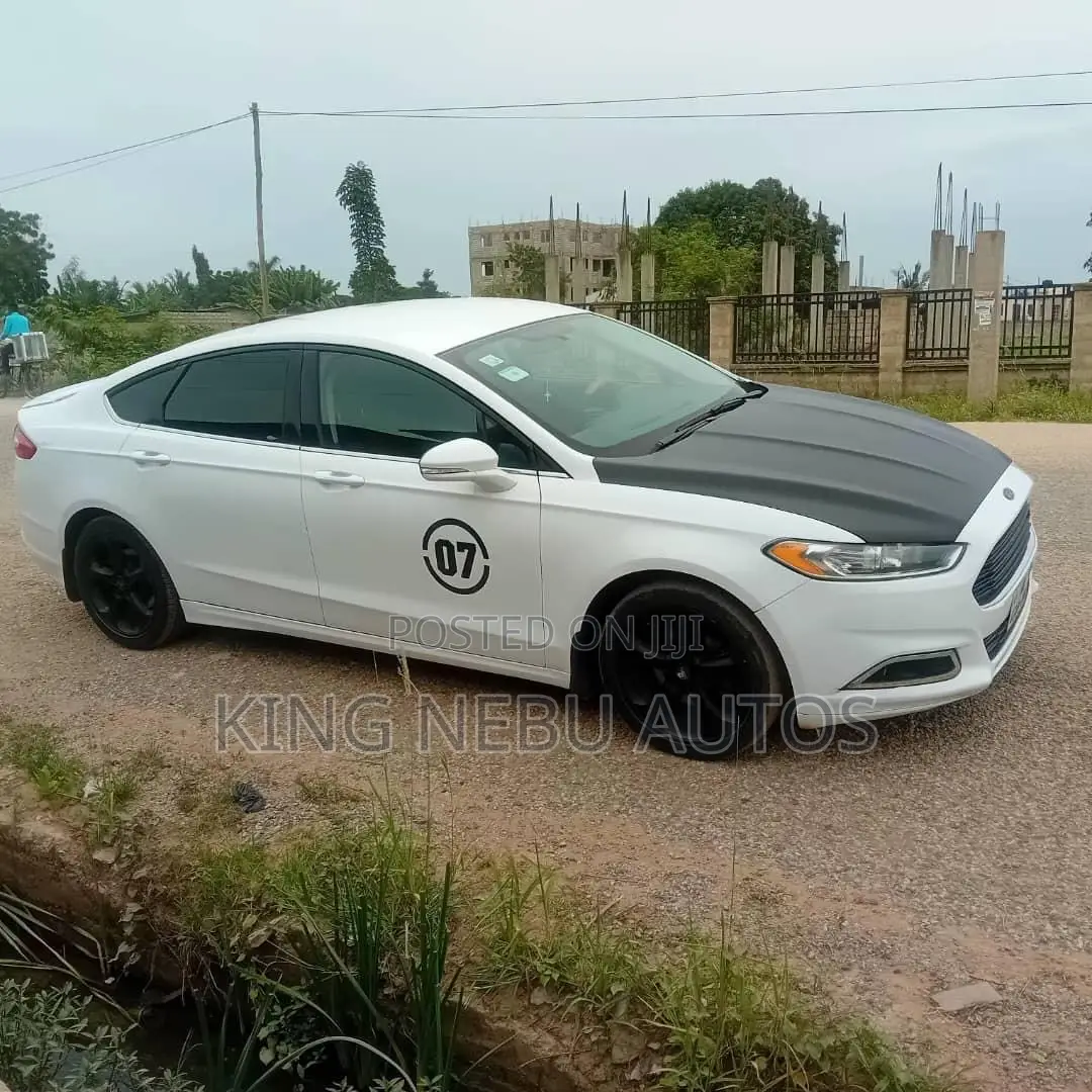 Ford Fusion S 4dr Sedan (2.5L 4cyl 6A) 2014 White