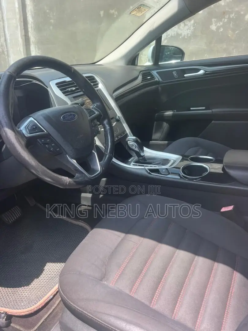 Ford Fusion S 4dr Sedan (2.5L 4cyl 6A) 2014 White