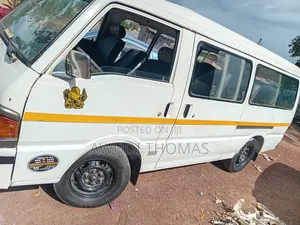 Mazda E2000 1988 White