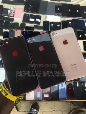 Apple iPhone 8 64 GB Gold