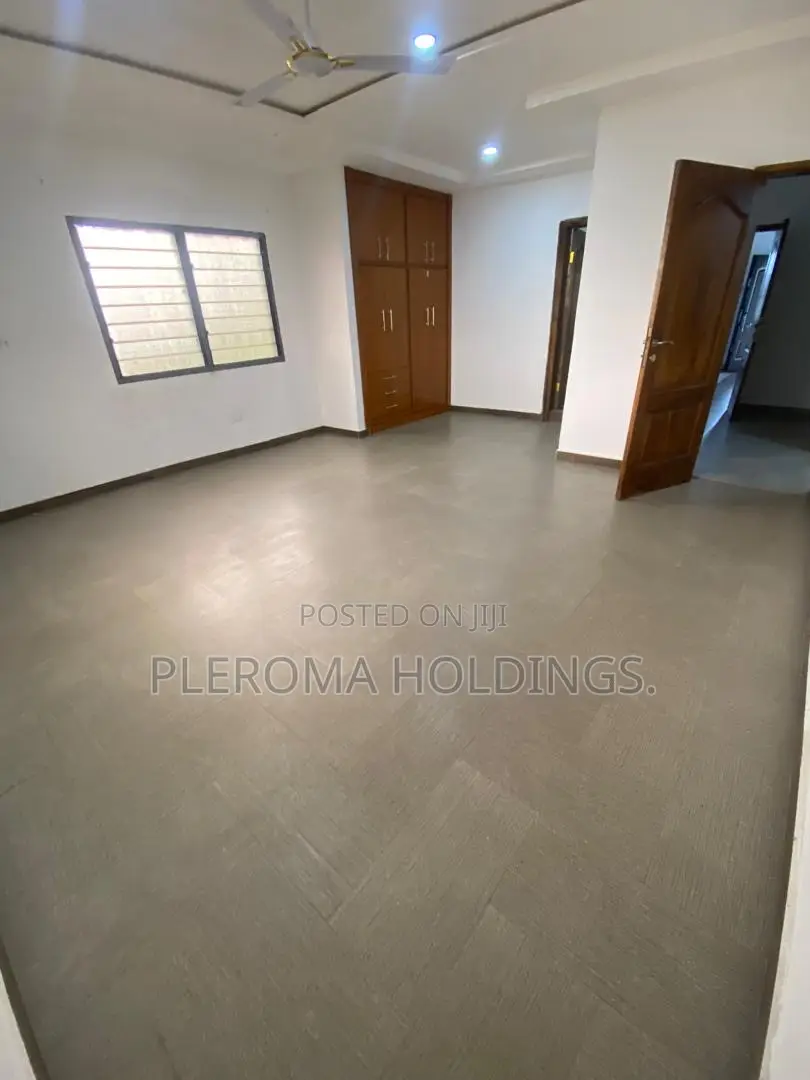 2bdrm Apartment in Ashaley Botwe for rent