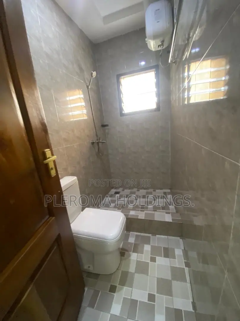 2bdrm Apartment in Ashaley Botwe for rent