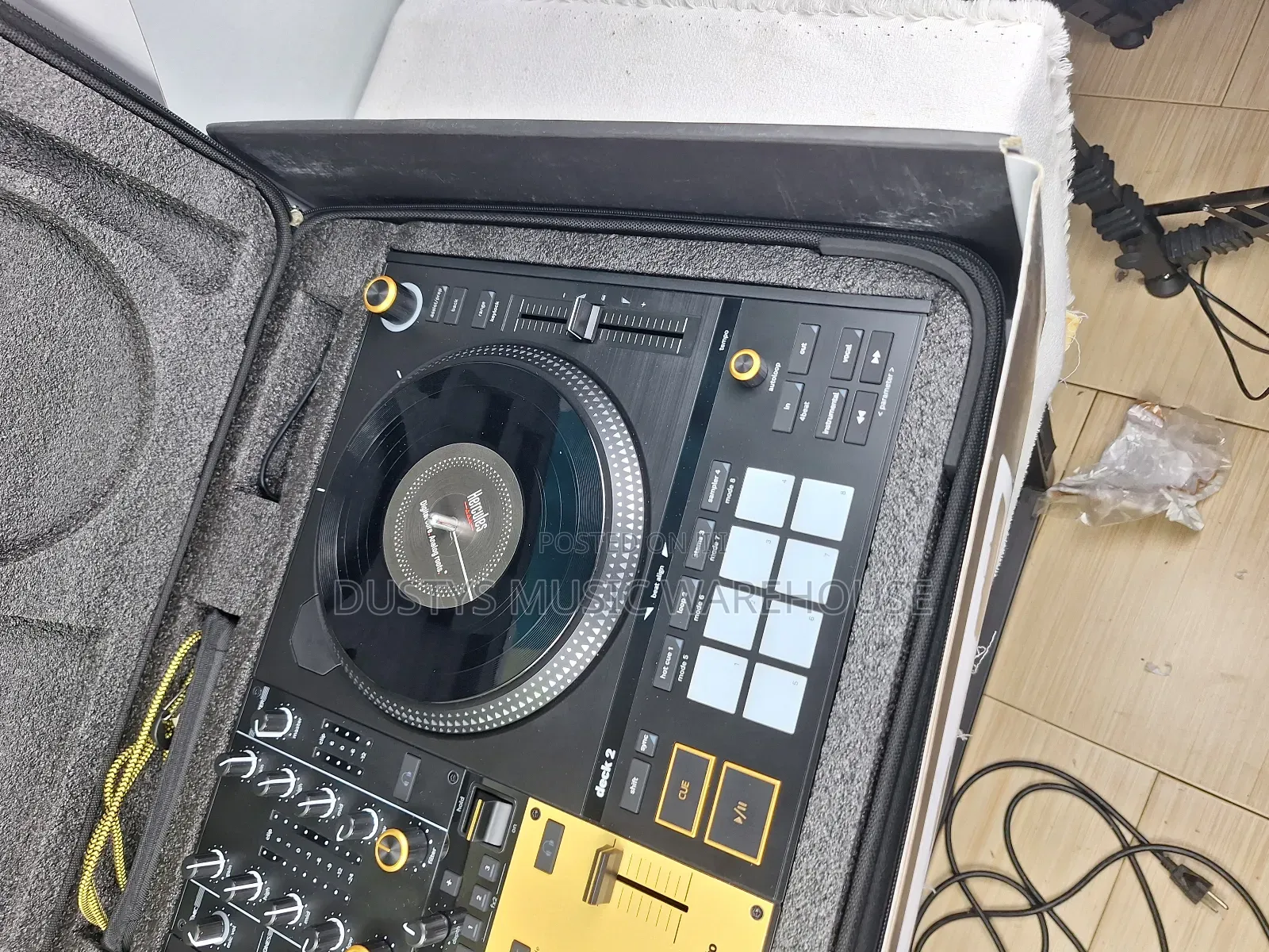 Hercules Inpulse T7 Dj Controller