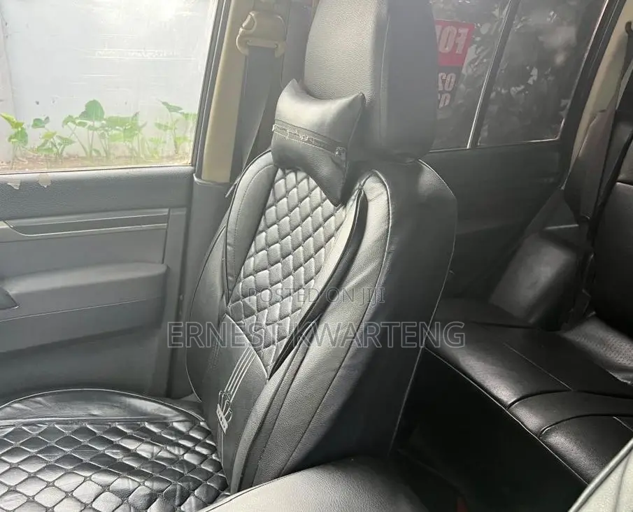 Mitsubishi Pajero 2015 Black
