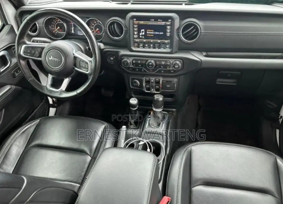 Jeep Wrangler 2021 White