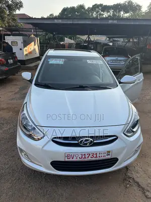 Hyundai Accent SE Sedan 2016 White
