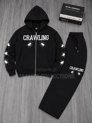 Men’S Distinctive Crawling Graphic and Spider Prints Hoodies Set