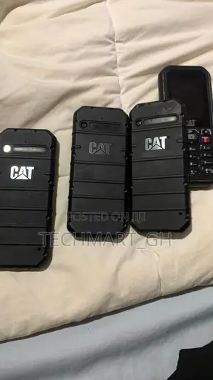 Cat B35 4 GB Black