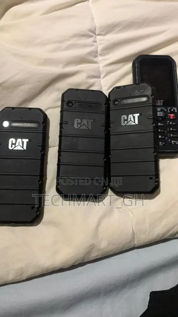Cat B35 4 GB Black