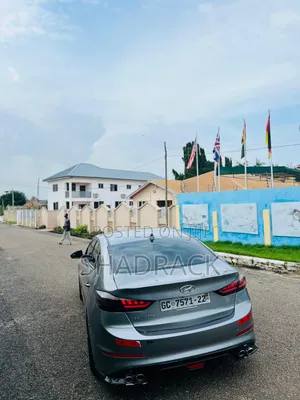 Hyundai Elantra 2018 Gray