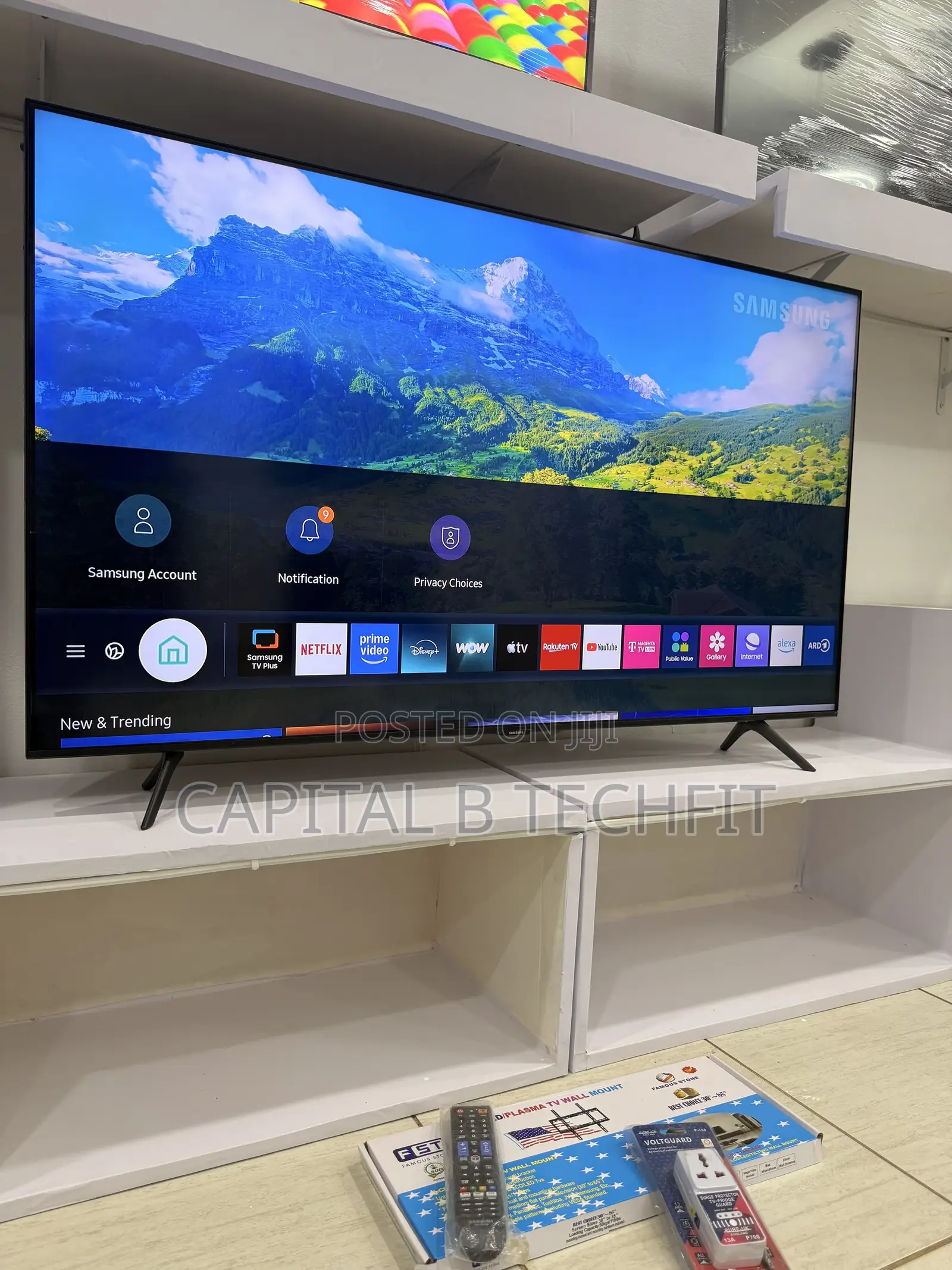 55inches Samsung Crystal Uhd HDR Smart Machine
