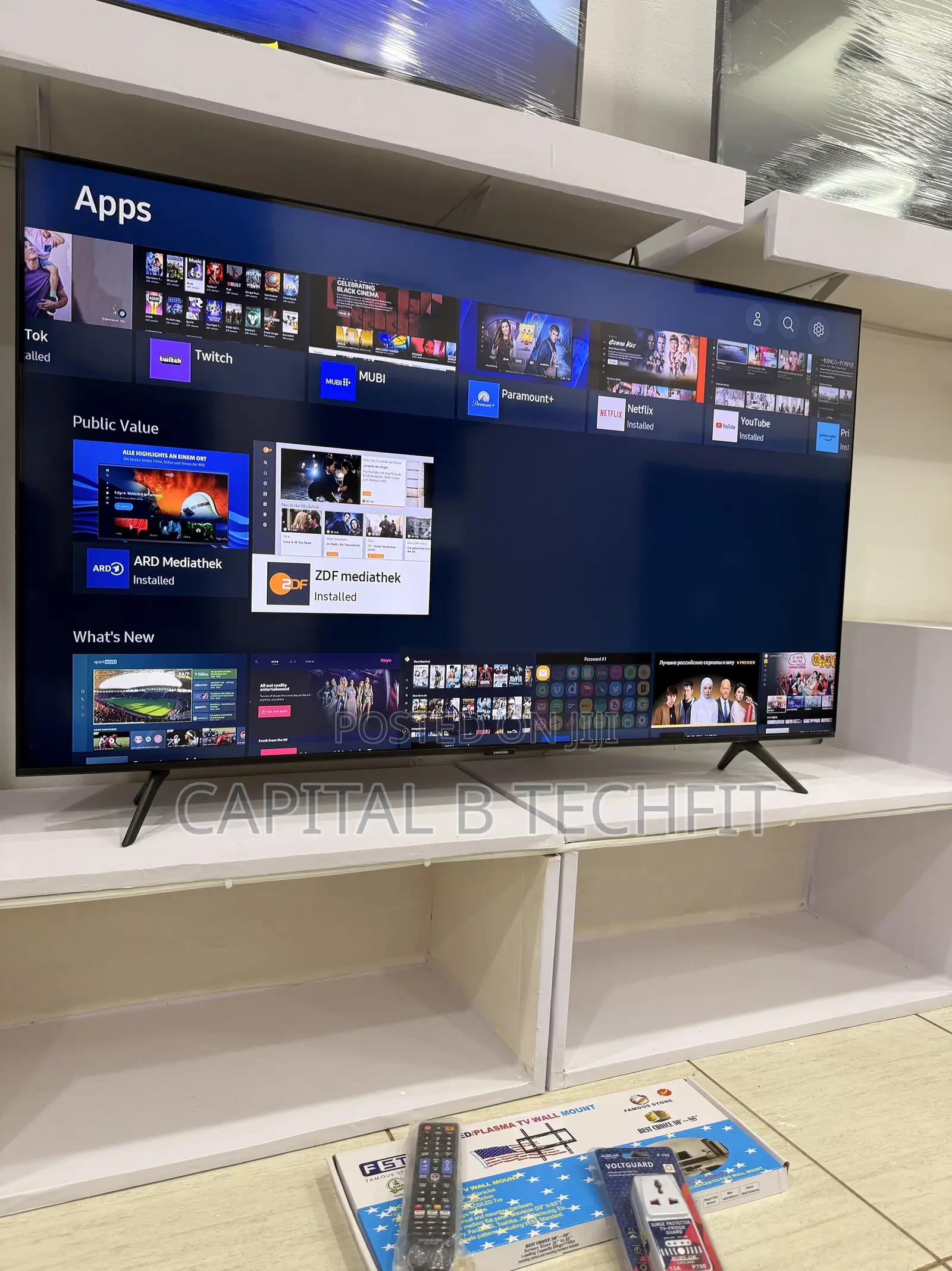 55inches Samsung Crystal Uhd HDR Smart Machine