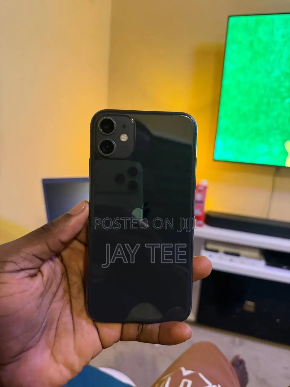Apple iPhone 11 64 GB Black