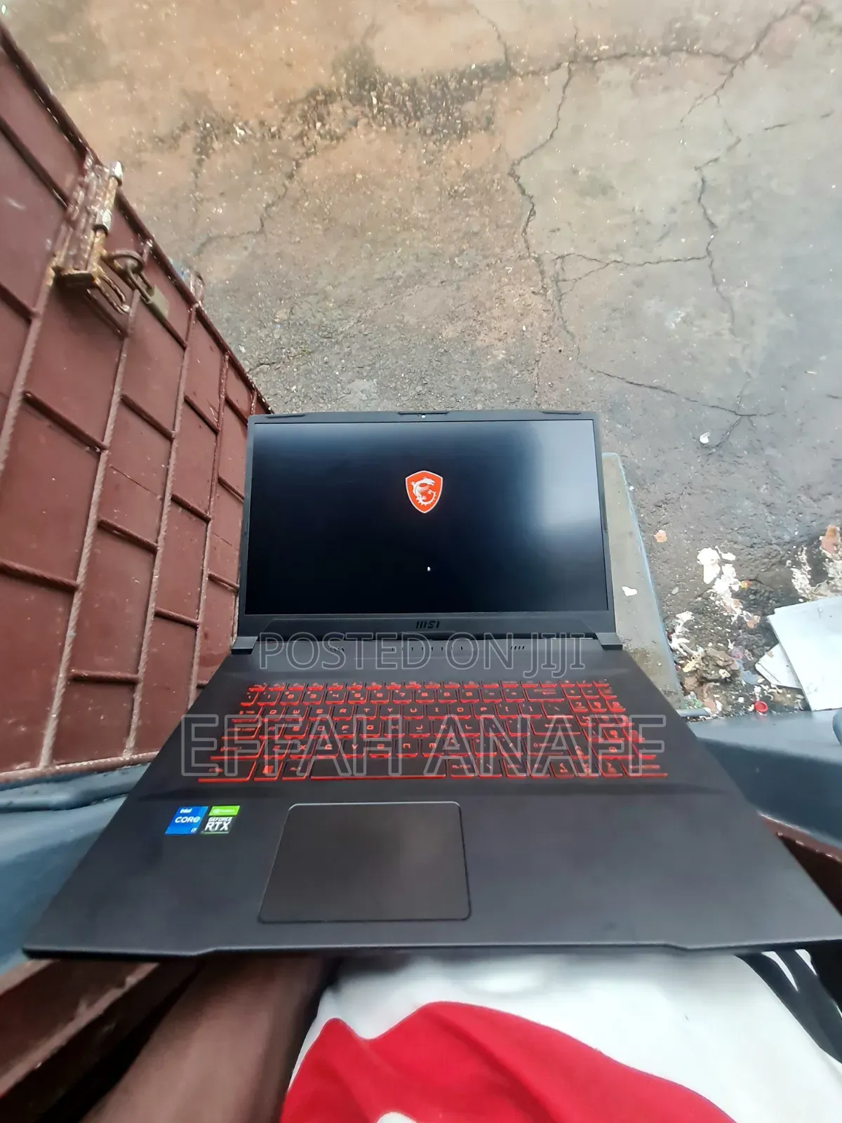 Laptop MSI Katana GF76 16GB Intel Core i7 SSD 512GB