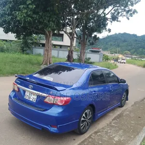 Toyota Corolla 2013 Blue