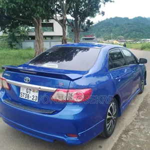 Toyota Corolla 2013 Blue